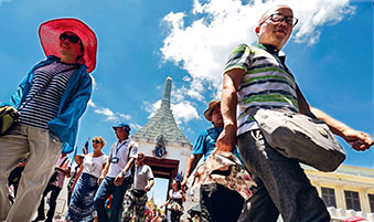 Chinese tourists in Bangkok