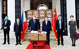 Chinese Ambassador Huang Xilian (third right) and Philippine Executive Secretary Salvador Medialdea (third left) attend the handover ceremony on October 21. (PH.CHINA-EMBASSY.ORG)